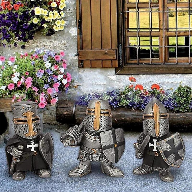 New Knight Gnomes Guard Sculpture Decor Medieval Knight of The Cross Templar Crusader Figurine Suit of Armor Home Resin Decor