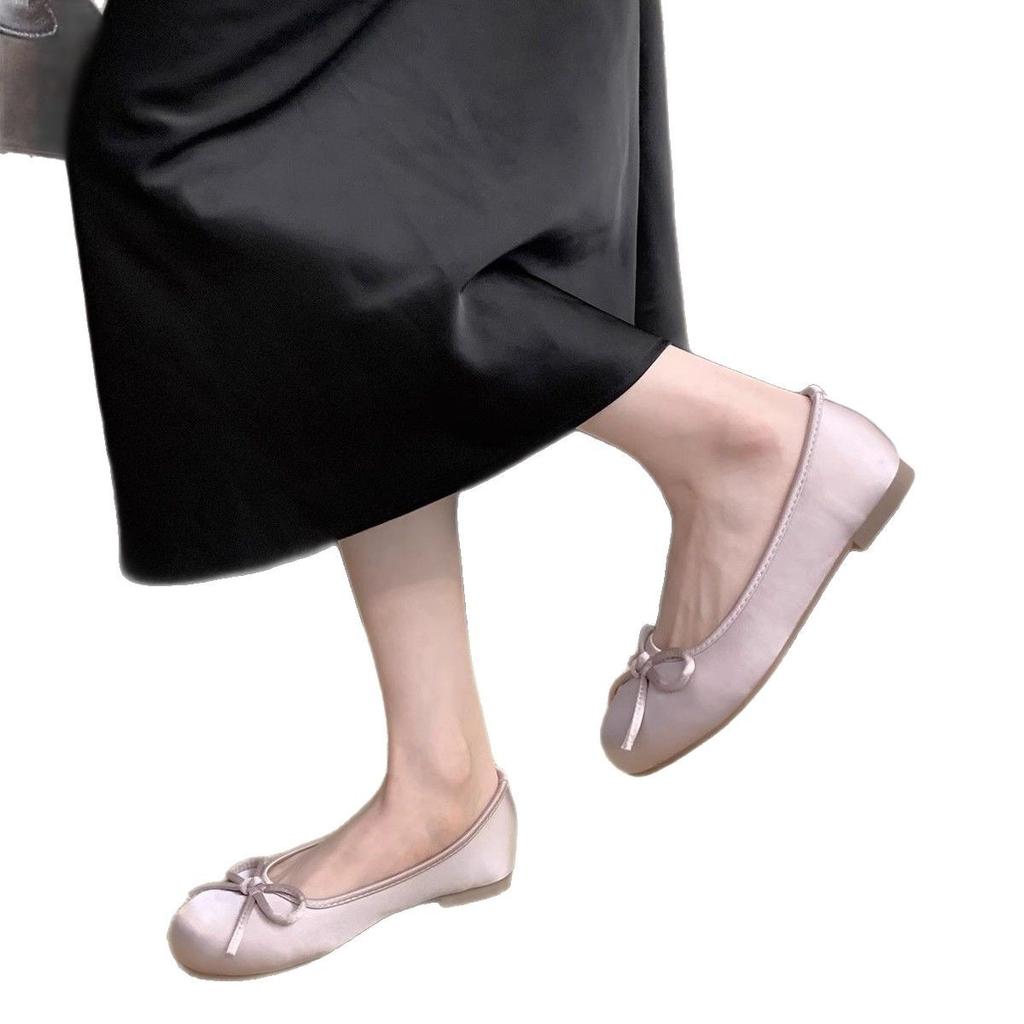 Red shallow single shoes female spring new French retro gentle fairy wind round head ballet flat beanie shoes