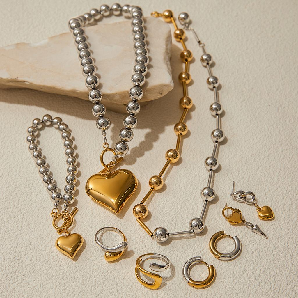 Yori Popular Stainless Steel Heart-Shaped Ring Earrings Necklace Set 18K Golden Plated Daily Jewelry Accessories Set