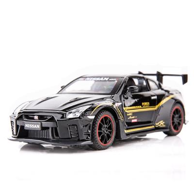 1/32 Nissan Skyline GTR R35 Rennspielzeugautomodell für Kinder RMZ CiTY Diecast Alloy Miniatur Sound Light Collection