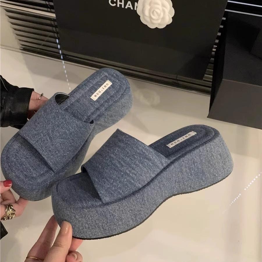 Platform Slippers Women's Summer Wear New Super Fire Cool Slippers Women's High Heels Beach Shoes Drag