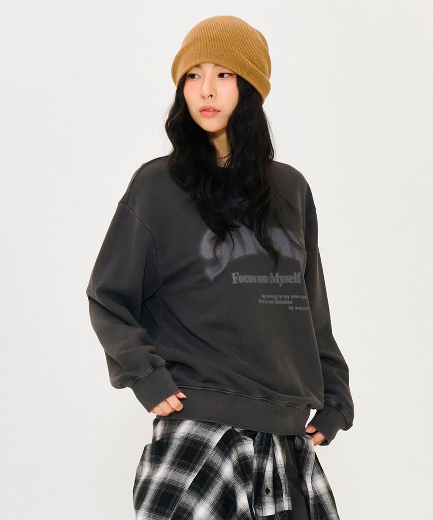 CHASECULT Unisex Pigment Lettering Sweatshirt - Charcoal