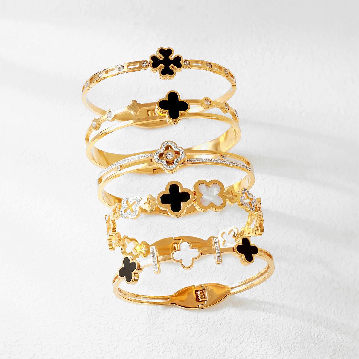 

Women s High-Class Sense Of Non-Coloured Jewelry Ins Four-Leaf Clover Titanium Steel Bracelet Opening Adjustable Bracelet