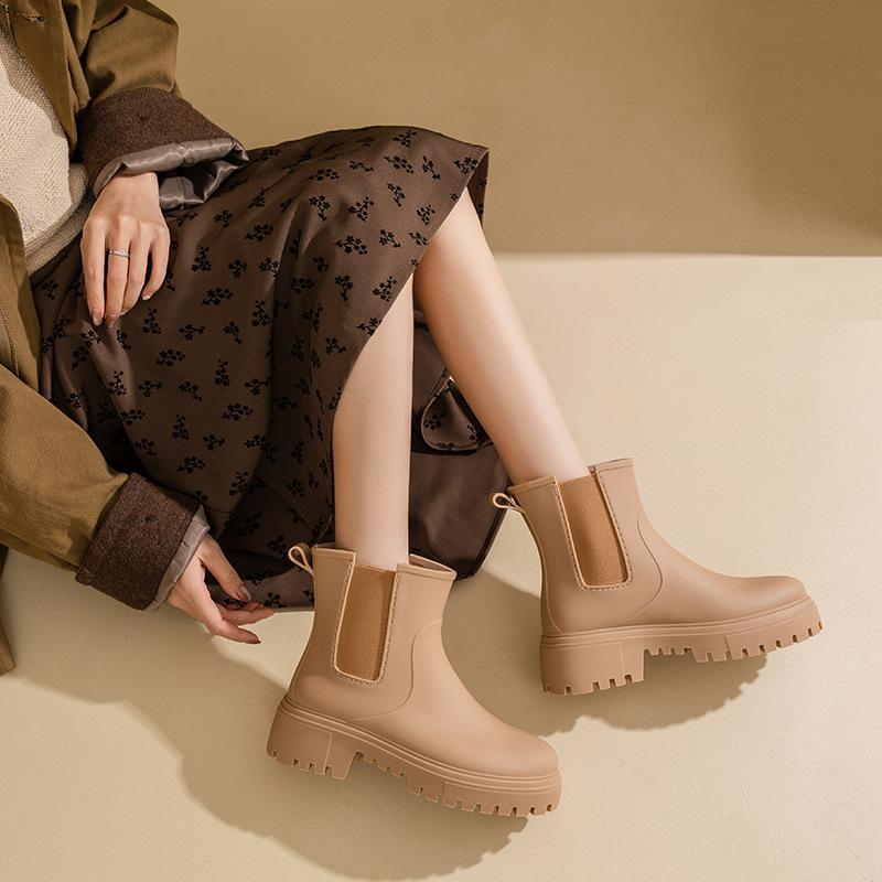 Women's Elastic Rain Shoes Medium Rain Boots Versatile Heightening Waterproof Non-slip Rain Outdoor Can Wear Medium Boots