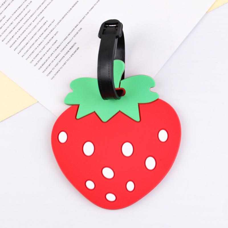 2 Stück Erdbeerform Kofferanhänger Kreativer Personalisierter Hängeanhänger Aufhänger Reise Bordkarte Neuer PVC Weicher Gummi Kofferanhänger