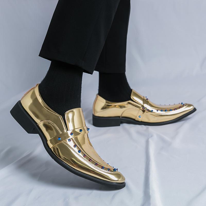 Men's Shoes Large Size Gold Chelsea Small Size Leather Shoes 33-45 Size Foreign Trade Couple British Style Pointed Leather Shoes