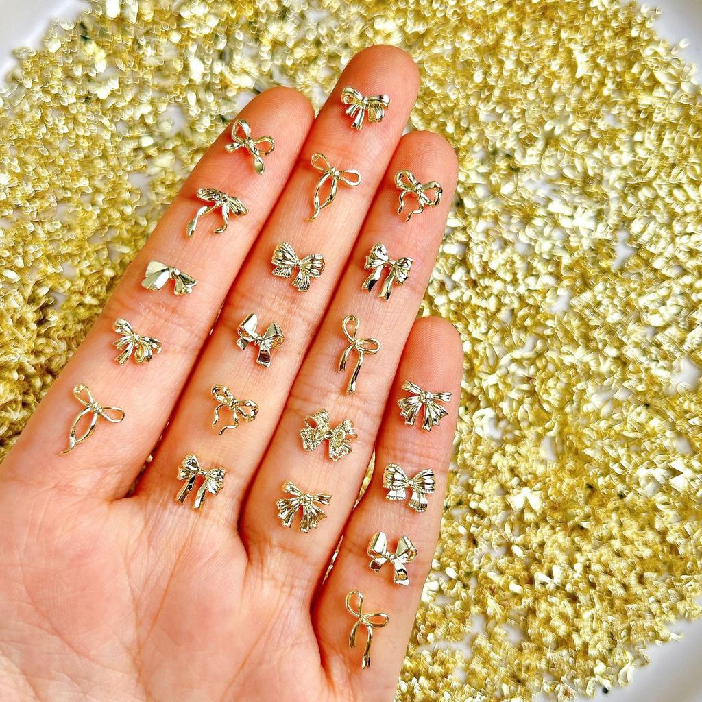 Acessórios para Nail Art Liga Mini Laço Fita Dourada Liga K Branca Decoração de Unha Simples Gravata Borboleta 3D