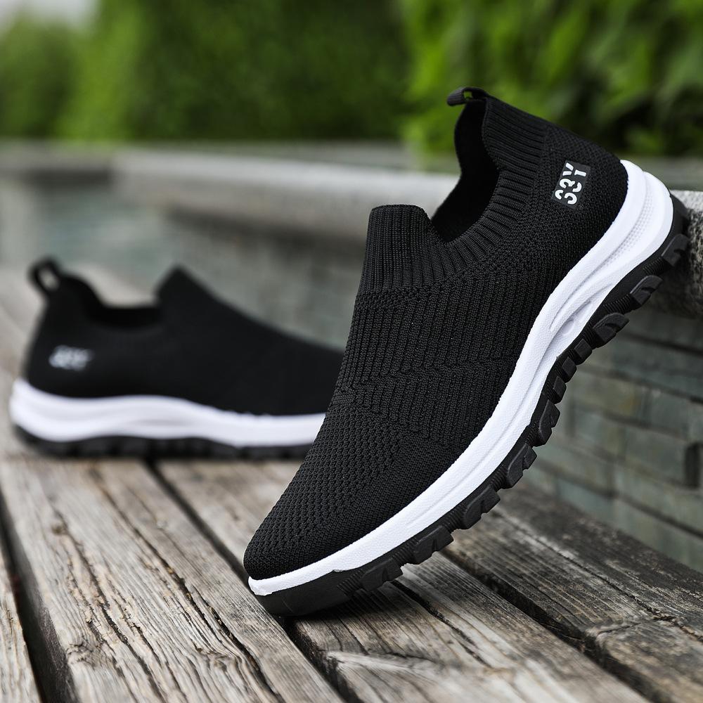 2025 new men's breathable mesh sports shoes casual versatile thick-soled one-pedal trendy men's shoes