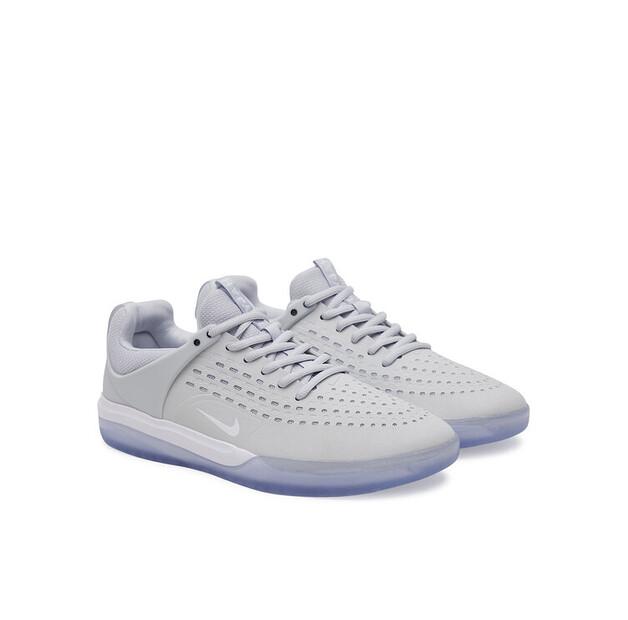 Nike SB Zoom Nyjah 3 Sneakers