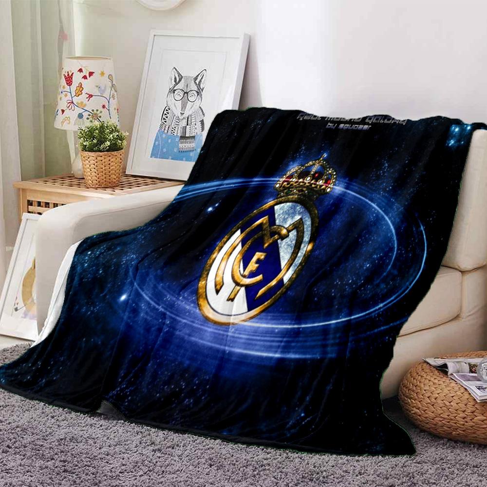 FC Madrid Emblem Flanelldecke, Weiches Polyester, Modernes Design, Ganzjahres für Camping, Reisen, Geschenke für Feiertage oder Geburtstage