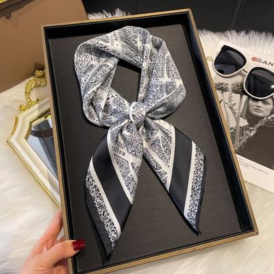 Accessori – Sciarpe e foulard