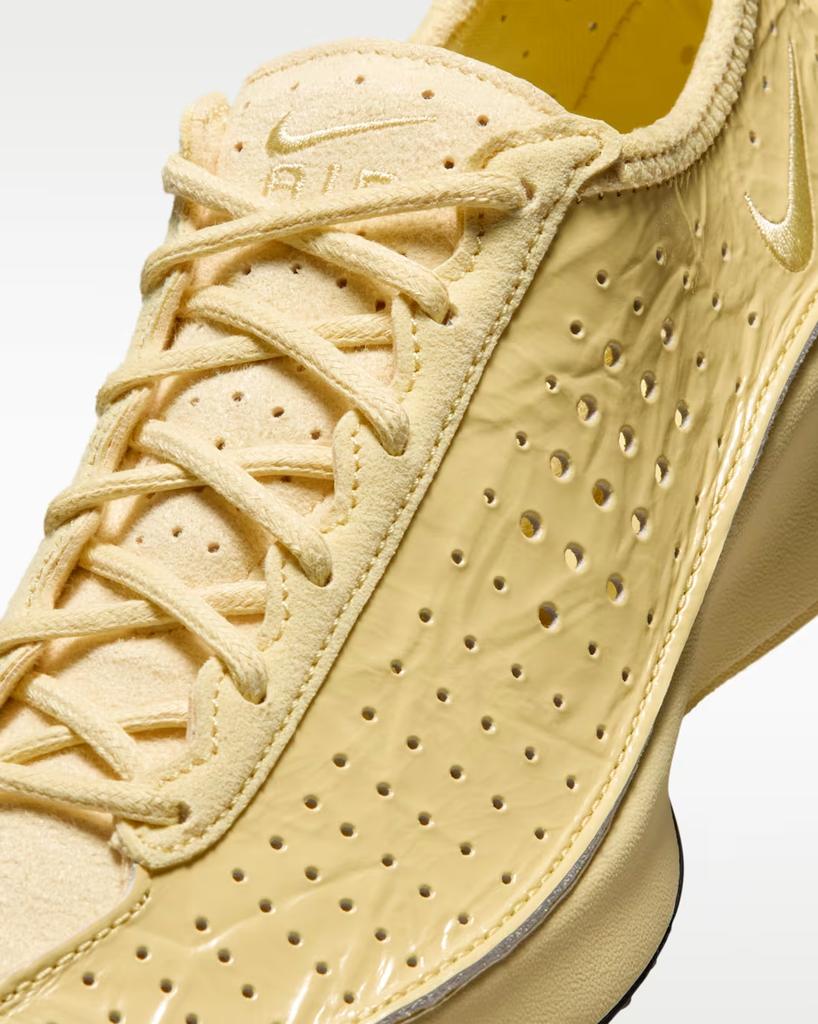 IM5162-700 Nike Air Superfly Soft Yellow (Women's)
