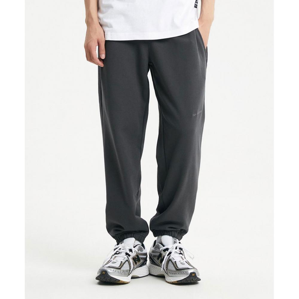 

NEW BALANCE NBMLD4S091 МУЖСКИЕ легкоатлетические линейные брюки ЧЕРНЫЕ