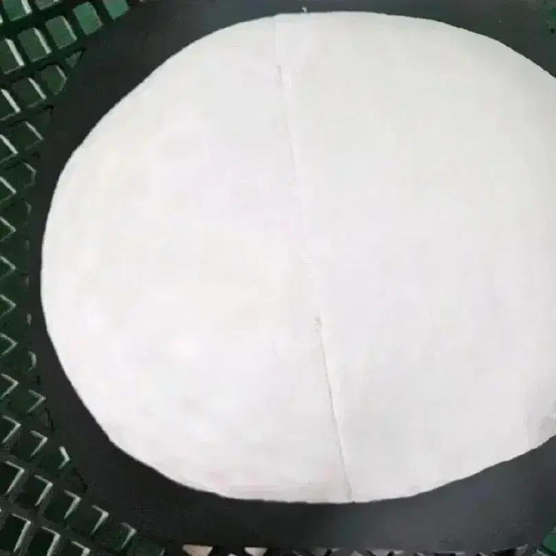 (New Product) Poneck also sells lucky cushions.