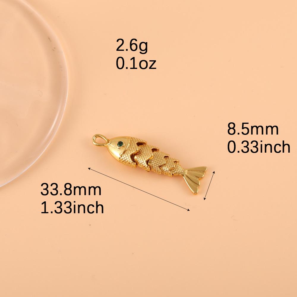 Eleganter vergoldeter Koi-Fisch Anhänger mit Strasssteinen