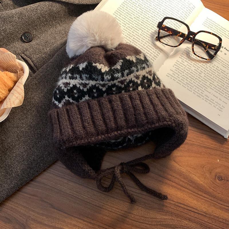 

Ретро жаккардовый узор пушистый меховой помпон утолщенный для сохранения тепла шляпа Lei Fen женская осенне-зимняя защита ушей без полей вязаная шерстяная шапка мао кофейный
