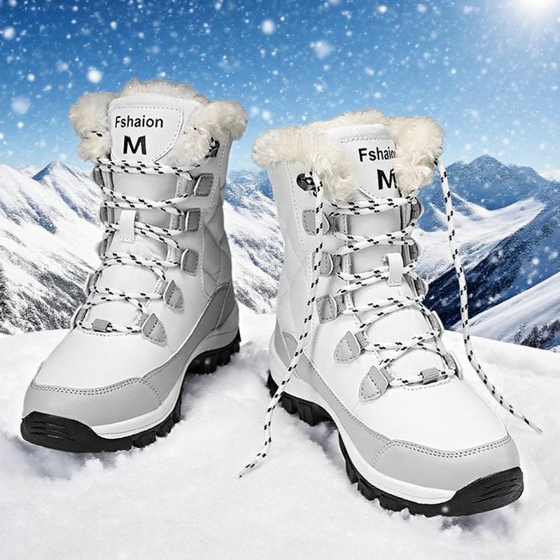 New Winter Snow Boots Thickened Warm Outdoor Mountaineering Shoes Women Cotton Snow Boots Waterproof High Top Cotton Shoes