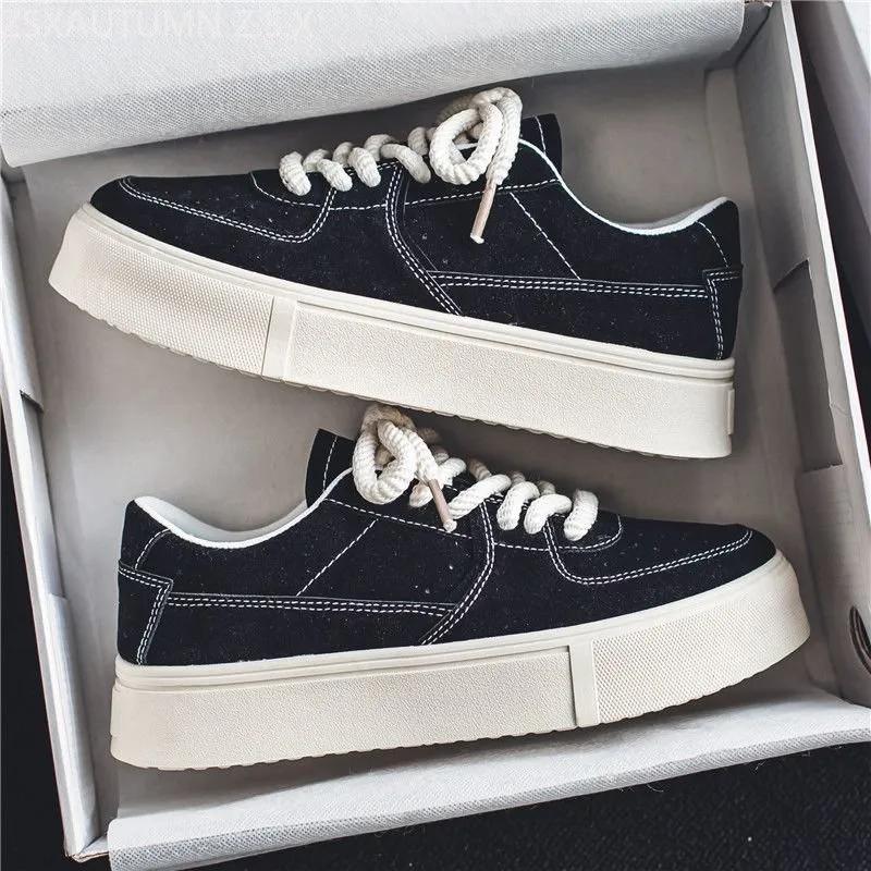 Korean Casual Canvas Shoes Men Thick Bottom Lace Up Sneakers Suede Leather Skateboard Shoes Trend Retro Designer Sneakers Male