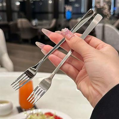 Stainless Steel Dinner Fork Long Handle Table Forks Set Korean Cutlery Four Tine Salad Dessert Fruit Forks Outdoor Tableware