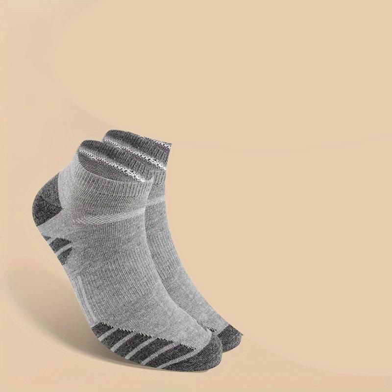 10-1 Pairs of Socks, Men's Student Trendy Sports Boat Socks, Sweat Absorbing and Comfortable Shallow Mouth Socks, Suitable for All Seasons