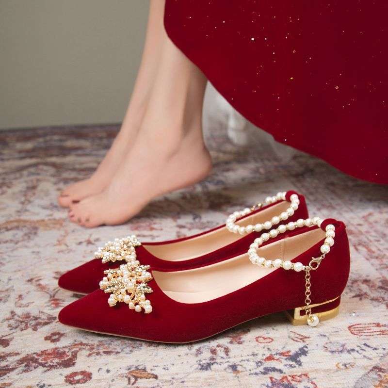Bridal wedding shoes Xiuhe wedding shoes high heels thick heels women's 2025 new burgundy Xiuhe clothes toasting wedding shoes