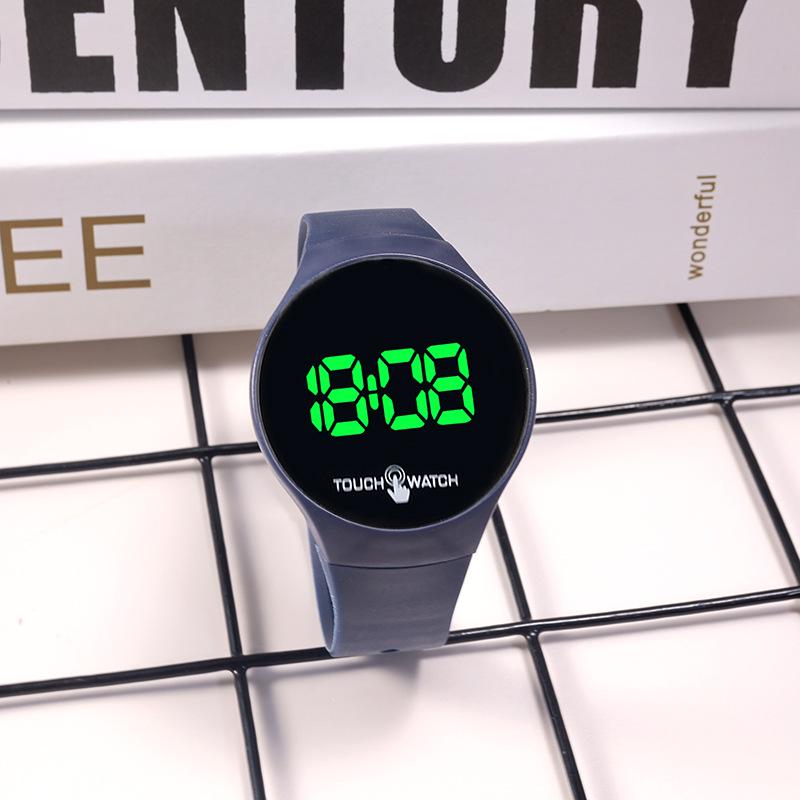 Relógio Esportivo LED Touchscreen Estilo Coreano Unisexo – Moderno, Simples, Design com Luz Verde