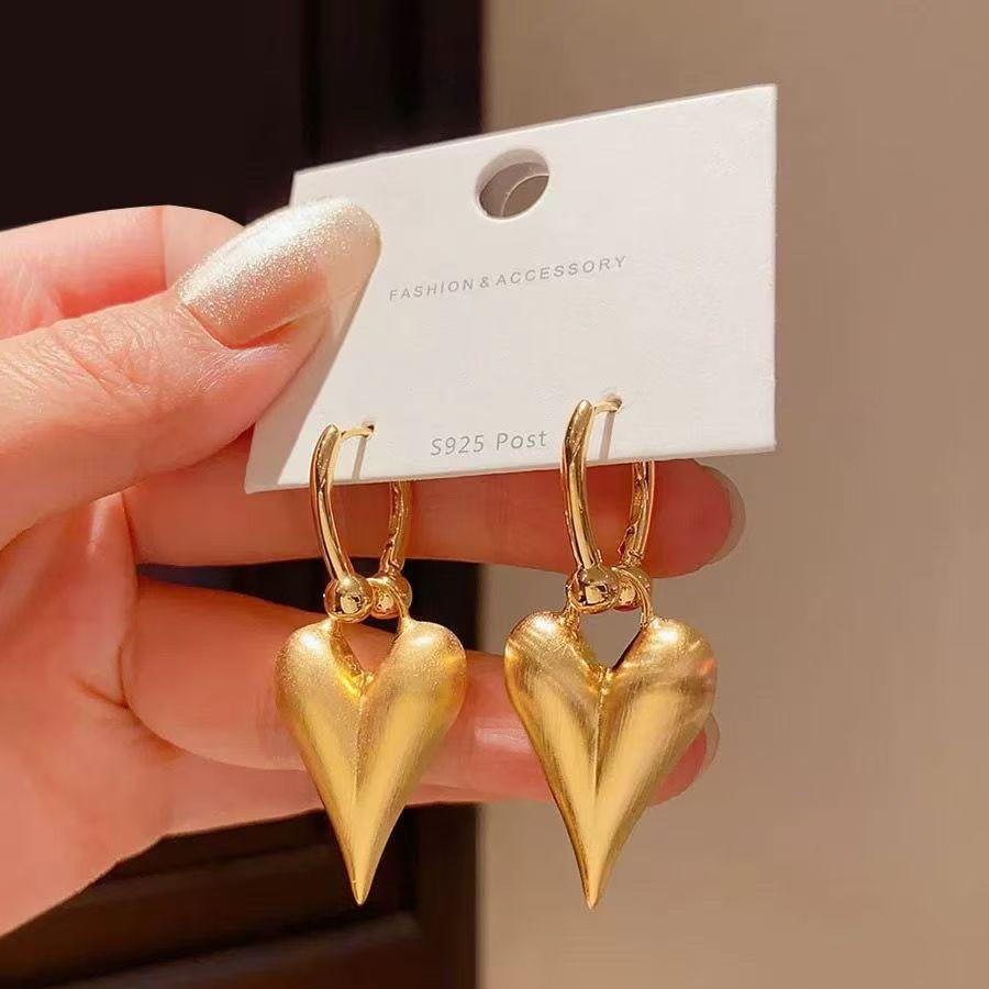 Exquisite Love Earrings, Fashionable Earrings, Ancora Red Earrings for Women, Simple and Versatile Light Luxury Earrings