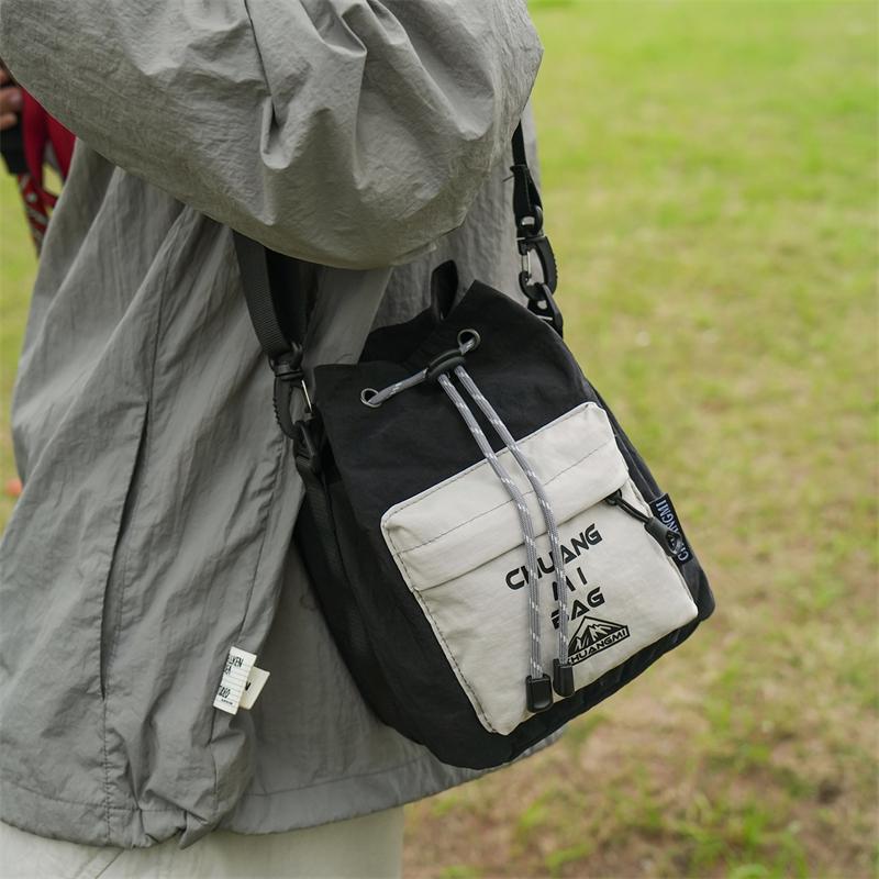 Shoulder Bag Unisex Drawstring Beveled Mobile Phone Bag Outdoor Messenger Bag