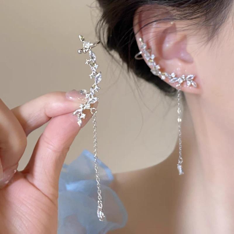 Super flash exquisite temperament full of diamond tassel without ear piercing ear clips unique face small earrings Mori personality explosive