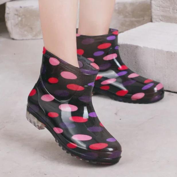 Damen Kurze Röhre Blumenmuster Gummistiefel - Wasserdicht, Rutschfest, Modisch, Niedrig geschnittene Gummischuhe für Küche & Draußen… Mehr