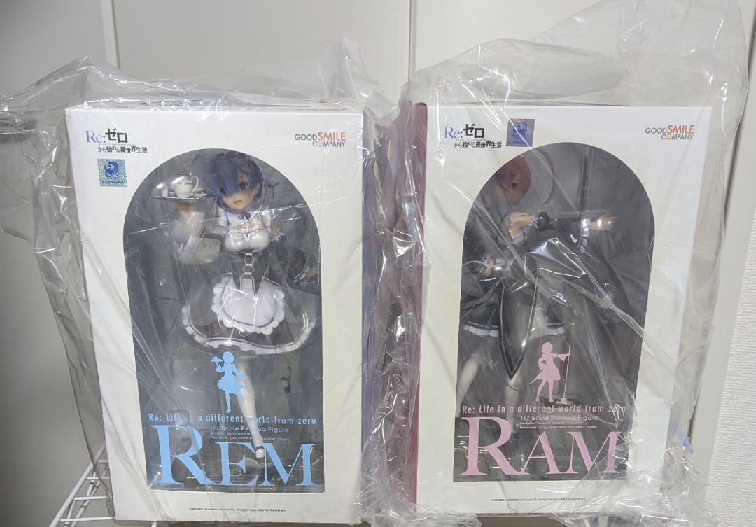 

[USED] Re:Zero Rem and Ram 1/7 Scale Figures Good Smile