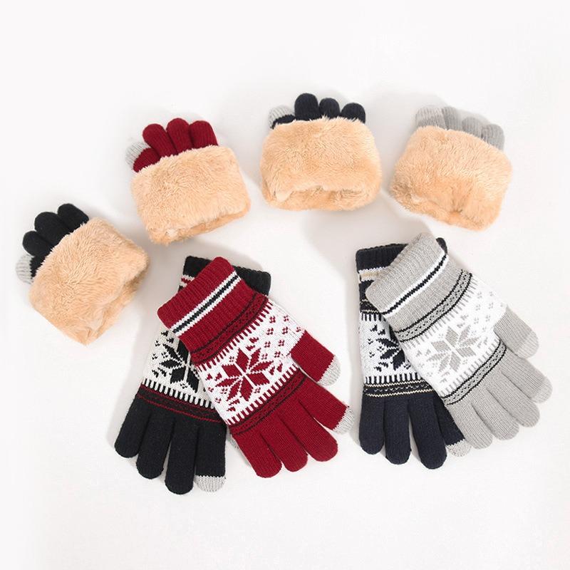Cold and warm knitted gloves Christmas wind velvet thickened double-layer adult cartoon/character