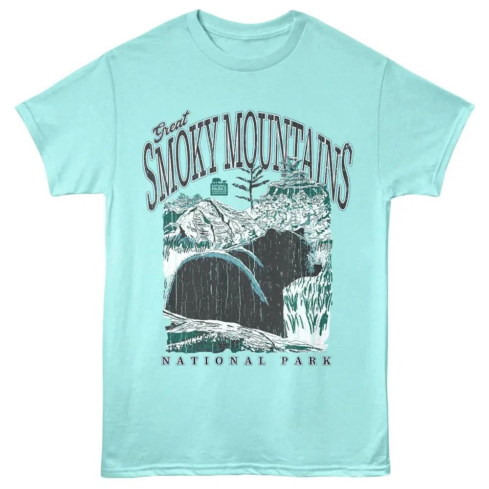 Smoky Mountains Bear in the Woods Men s T-Shirt 4XL
