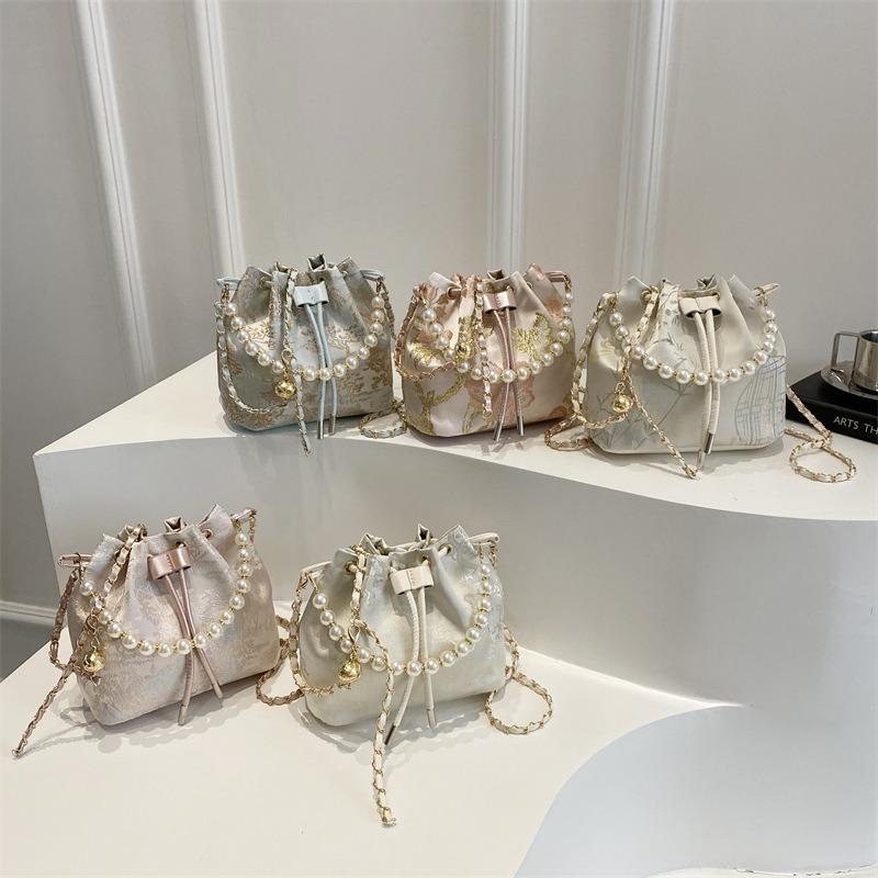 Premium texture spring new shopping pearl versatile cute bucket bag women's trend messenger bag