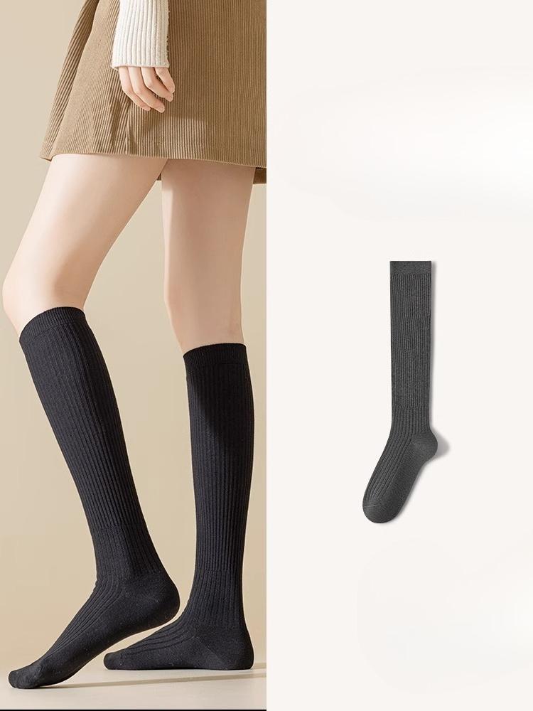 

Женские осенне-зимние модные новые полосатые носки из махры до икры 1 pair темно-серого