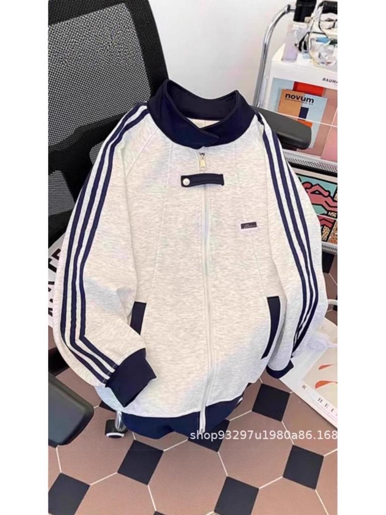 Unisex Retro Hong Kong Style Loose Hoodie with Long Sleeves and Three-Bar Design for Teens