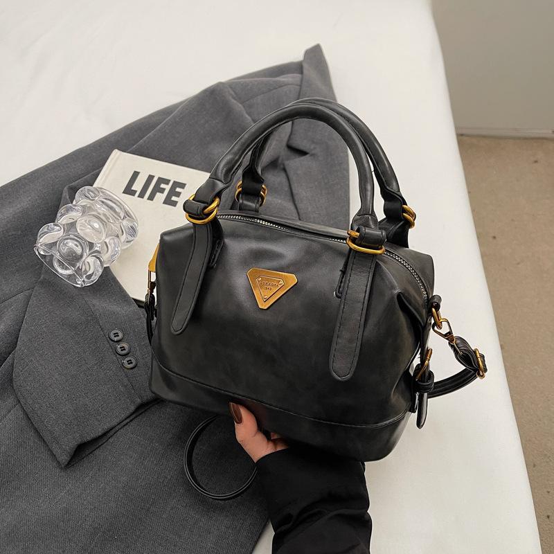 Premium Portable Small Square Bag Retro Fashion Casual Shoulder Bag 2025 Autumn and Winter New Trendy Messenger Bag