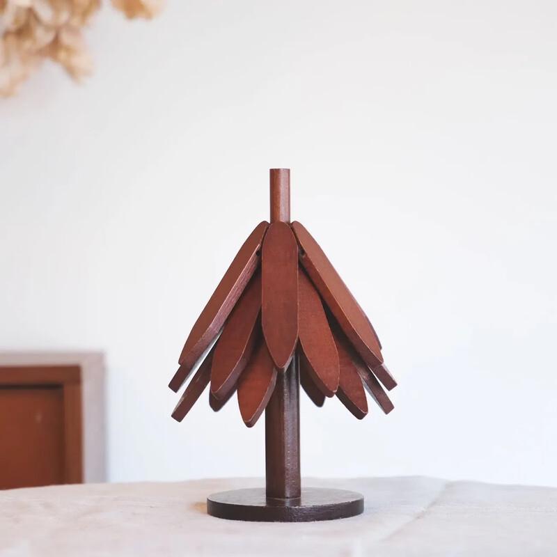 European Style Creative Wooden Heat Insulation Trivet