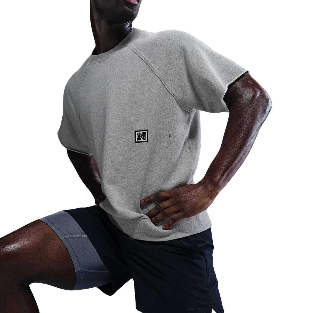 Nike Heritage Confortevole Versatile Semplice Moda T-shirt a Maniche Corte Uomo Top Grigio Fumo Chiaro HJ8088-077