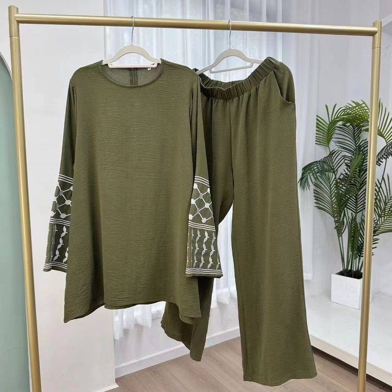 

Новое поступление Мода Ближнего Востока Вышитые топы Свободные брюки Костюм Вышитый топ и брюки Army Green XS/S