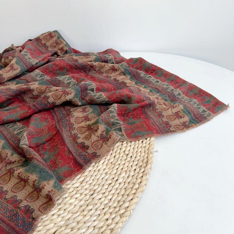 

Шелковый треугольный шарф в стиле ретро - тонкий летний женский аксессуар для шеи