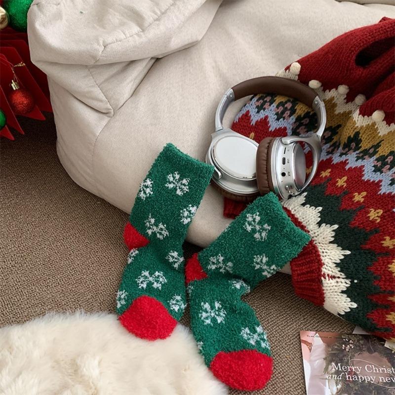 Christmas Coral Velvet Stocking Elk Santa Claus Striped Christmas Tree Snowflakes Socks Women Winter Autumn Home Floor Socks