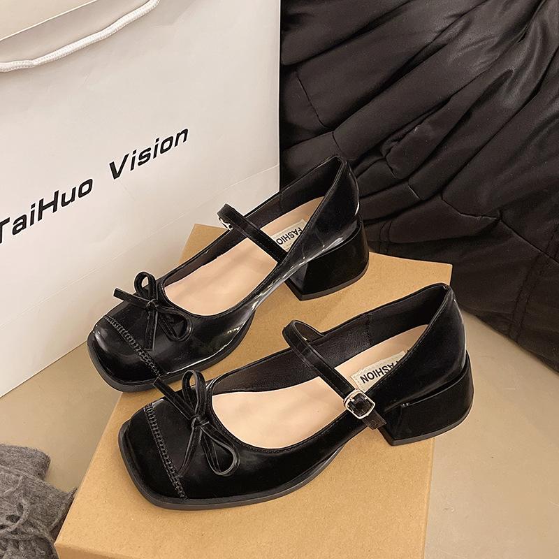 

Винтажные туфли Мэри Джейн женские 2025 новая весна бант квадратный носок с юбкой толстый каблук одинарные туфли 40 чёрный