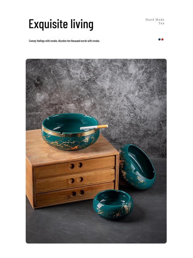 Luxury Gold-Plated Ceramic Ashtray for Home or Office