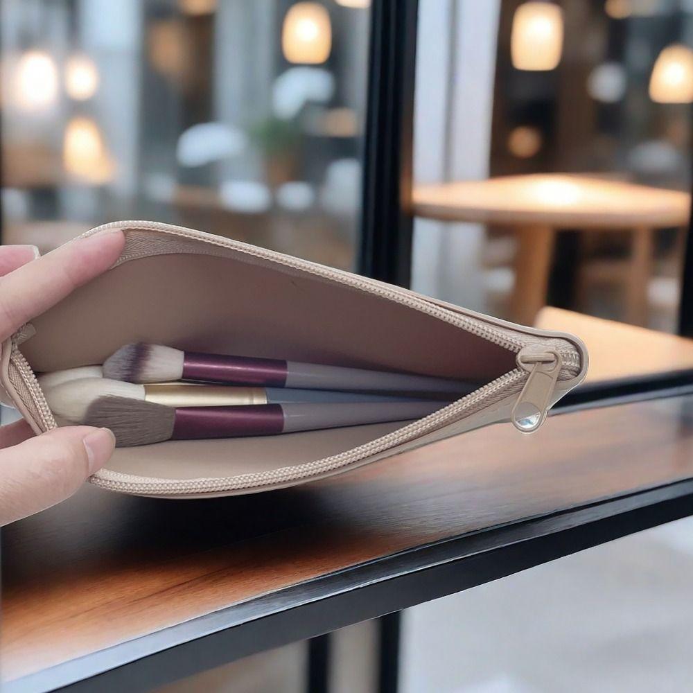 Silicone Organizer Cosmetic Bag Smooth Zipper Travel Pouch INS Style Lipstick Storage Bag  Students