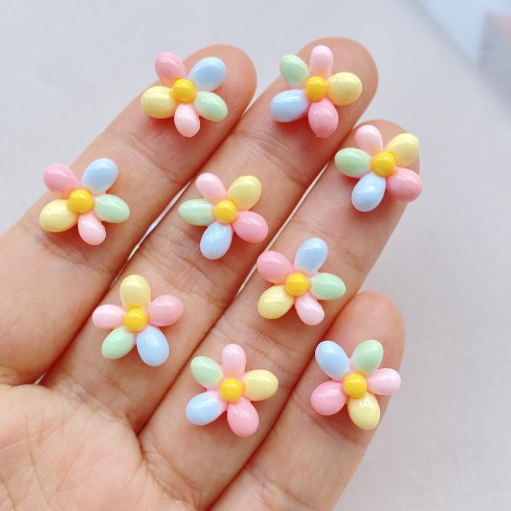 20 Stück niedliche Mini-Blumen im Cartoon-Stil aus Kunstharz, Designer-Anhänger zum Selbermachen für 3D-Nageldekorationen und Schmuck