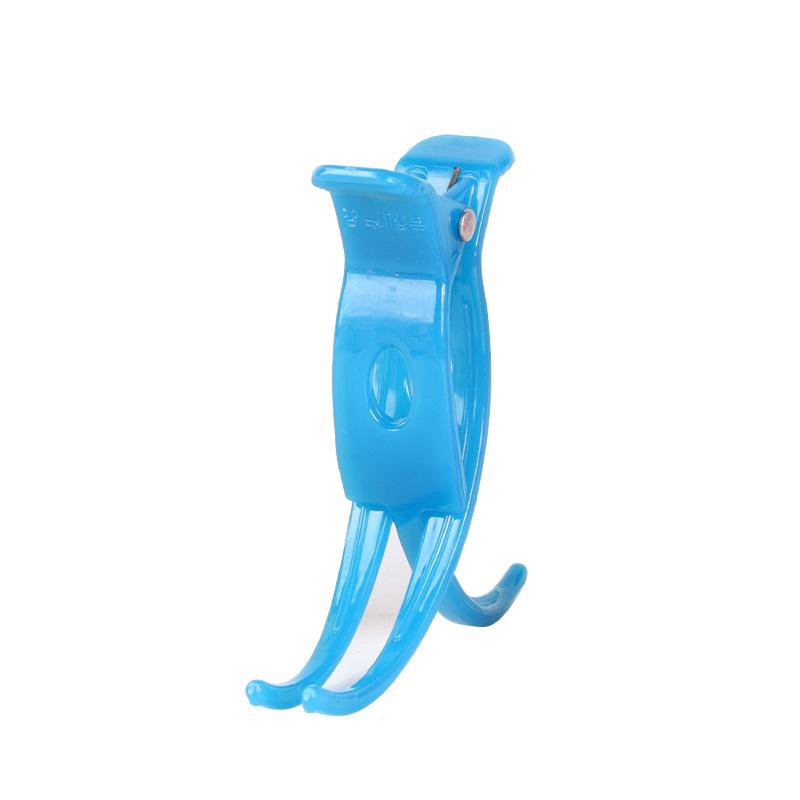 High-Temperature Resistant Three-Pronged Plastic Food Tongs for Quail Eggs and Mala Tang