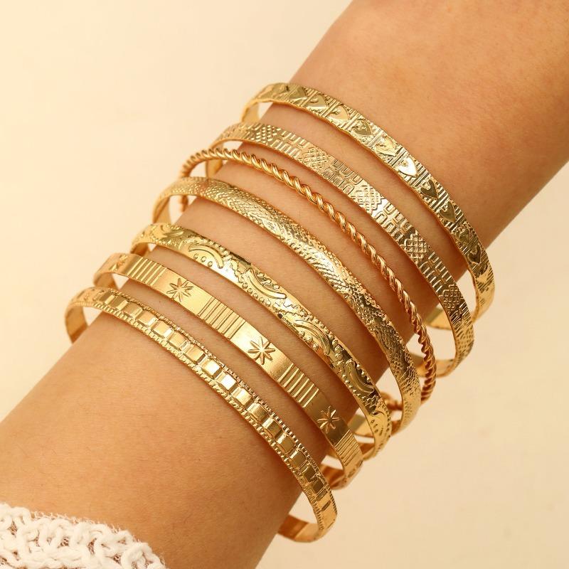7Pcs Stainless Steel Gold Color Open Bangles For Women Vintage Design Geometric Star Heart Twist Bracelets Party Wedding Jewelry