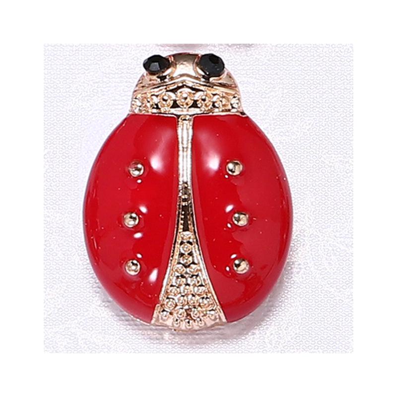 Creative Cartoon Ladybug Brooch - Versatile Beetle Pin for Fashionable Shirt Accessories