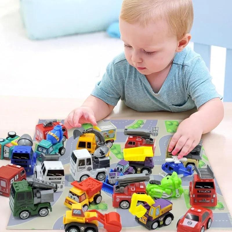 24 Stück Rückziehautos Spielzeug Set Weihnachts-Countdown Adventskalender Kinder Große Sammlungsset Weihnachtsfeier Mitgebsel